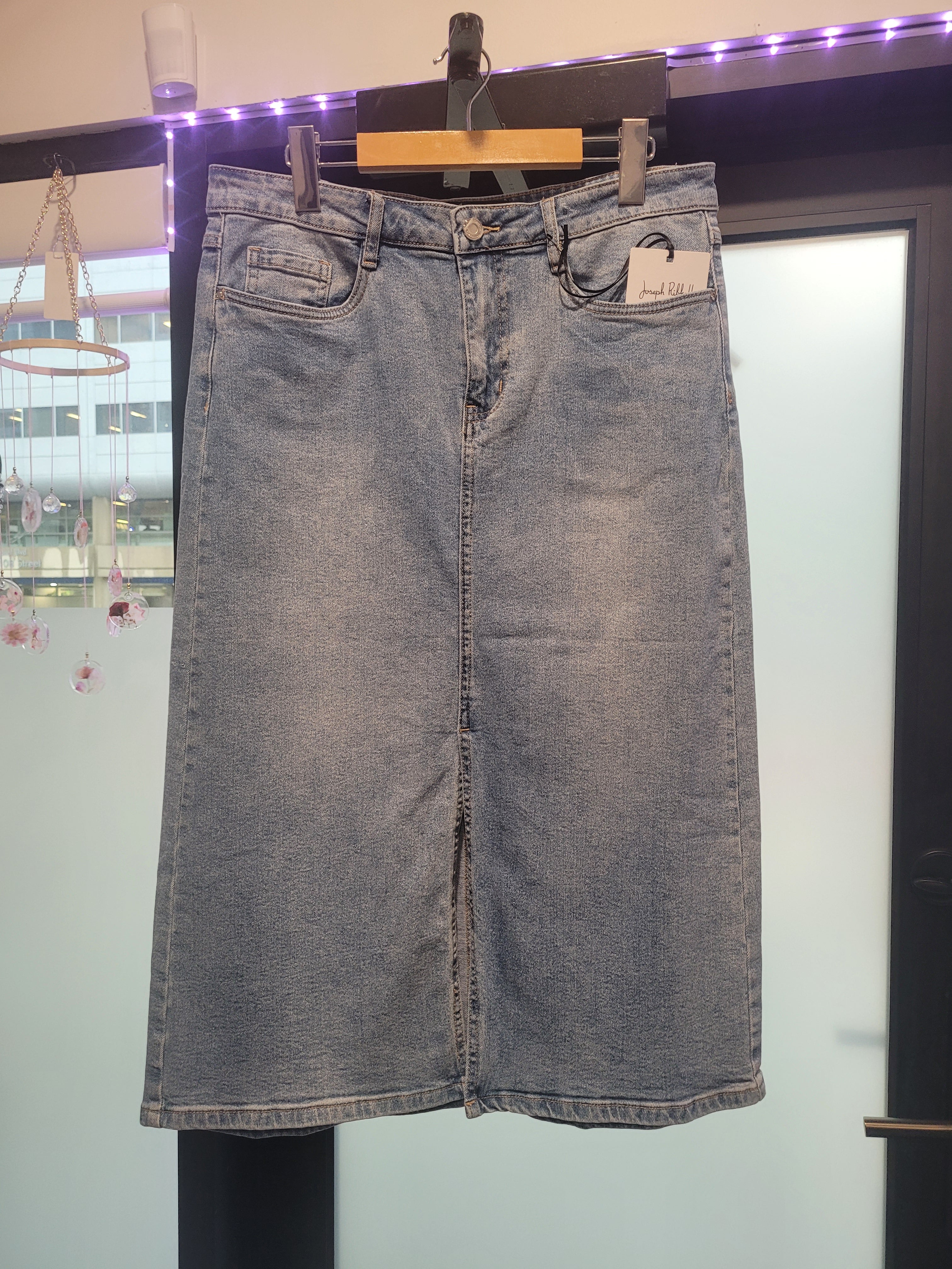 Ribkoff Jean Skirt